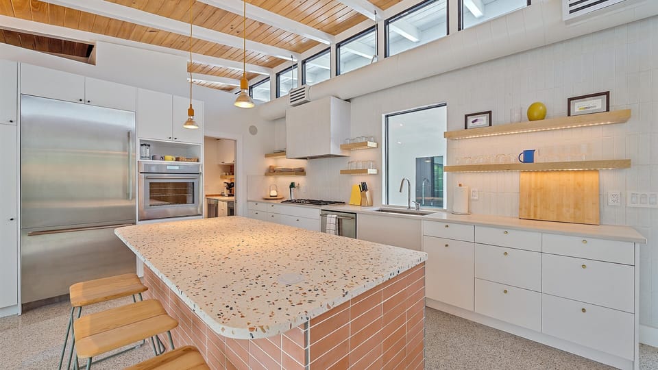 House, 3 Bedrooms | Private kitchen | Coffee/tea maker, fridge, oven, toaster