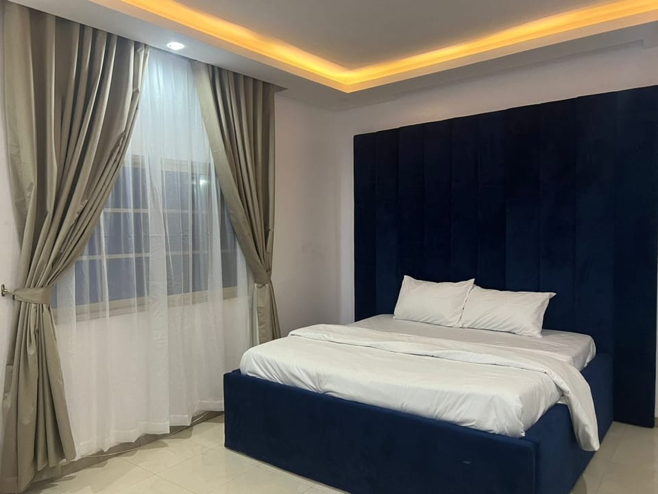 Deluxe Room | Desk, laptop workspace, free WiFi