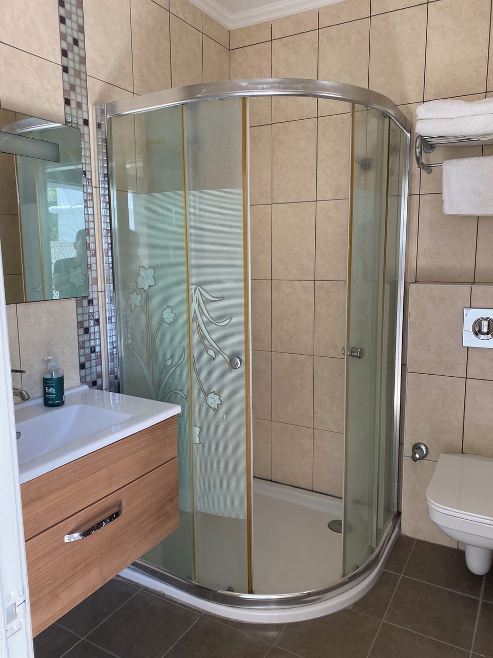 Double Room | Bathroom | Shower, hair dryer, slippers, towels