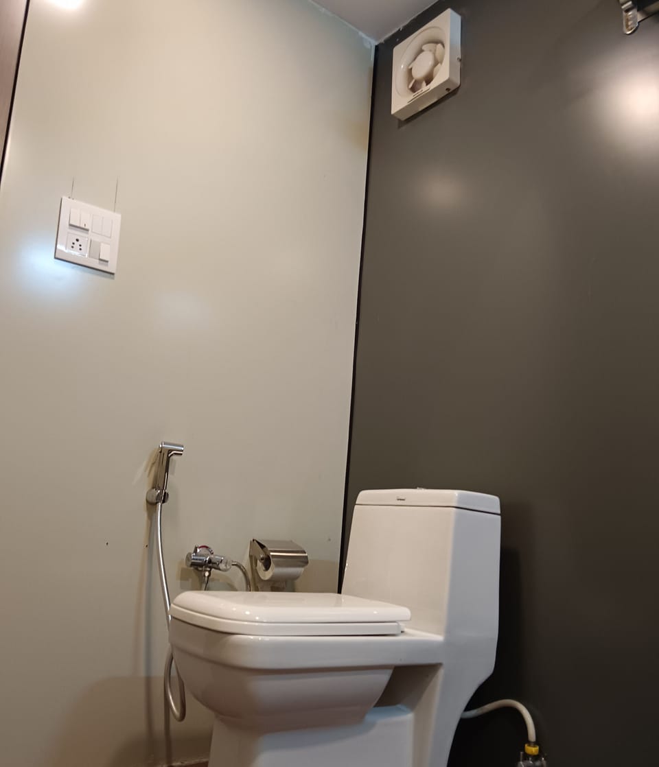 Deluxe Room | Bathroom
