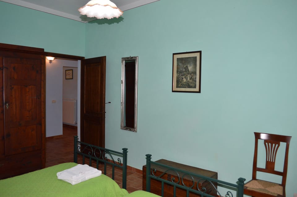 Apartment, 2 Bedrooms, Smoking, Patio | 3 bedrooms