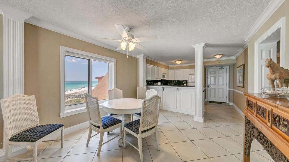 Condo, Multiple Beds, Ocean View (Destin on the Gulf 607) | Dining