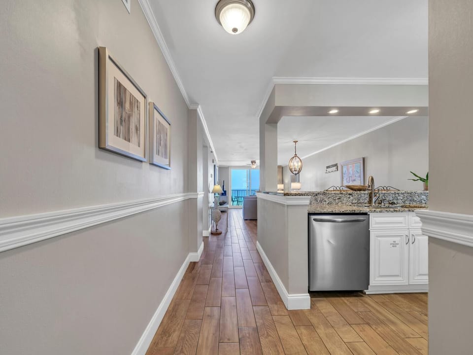 Condo, Multiple Beds, Ocean View (Destin on the Gulf 702) | Interior