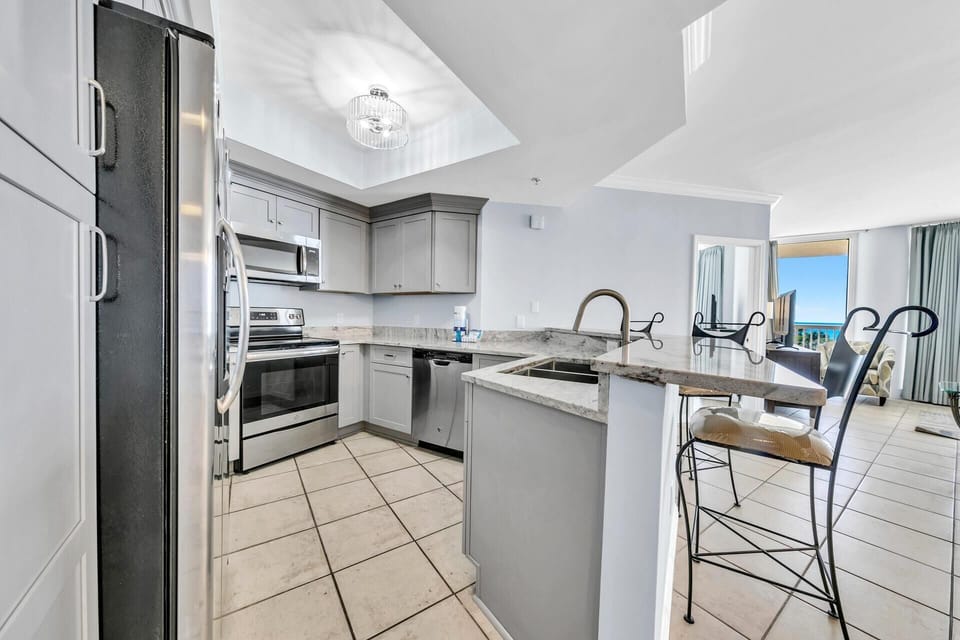 Condo, Multiple Beds, Ocean View (St. Maarten 402 at Silver Shells) | Private kitchen | Oven, toaster