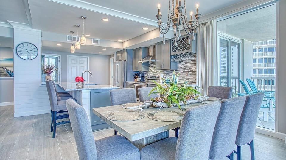 Condo, Multiple Beds, Beach View (St. Maarten 701 at Silver Shells) | Dining