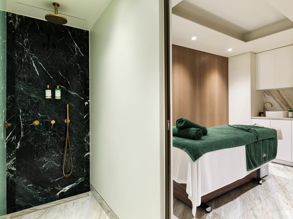 Turkish bath, body treatments, aromatherapy, body wraps, body scrubs