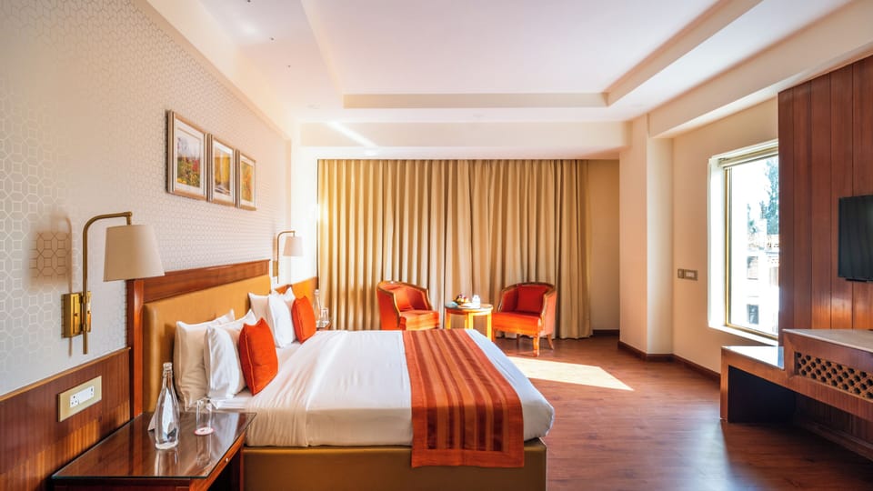 Deluxe Room, Mountain View | Iron/ironing board (on request), WiFi (free), bed sheets