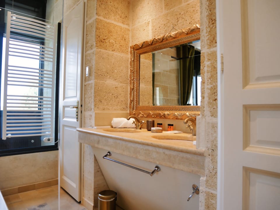Romantic Double Room | Bathroom | Hair dryer, slippers, towels