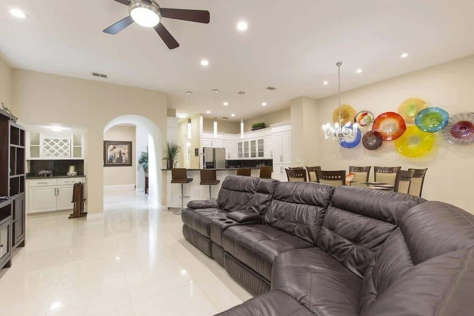House, 3 Bedrooms | Living area