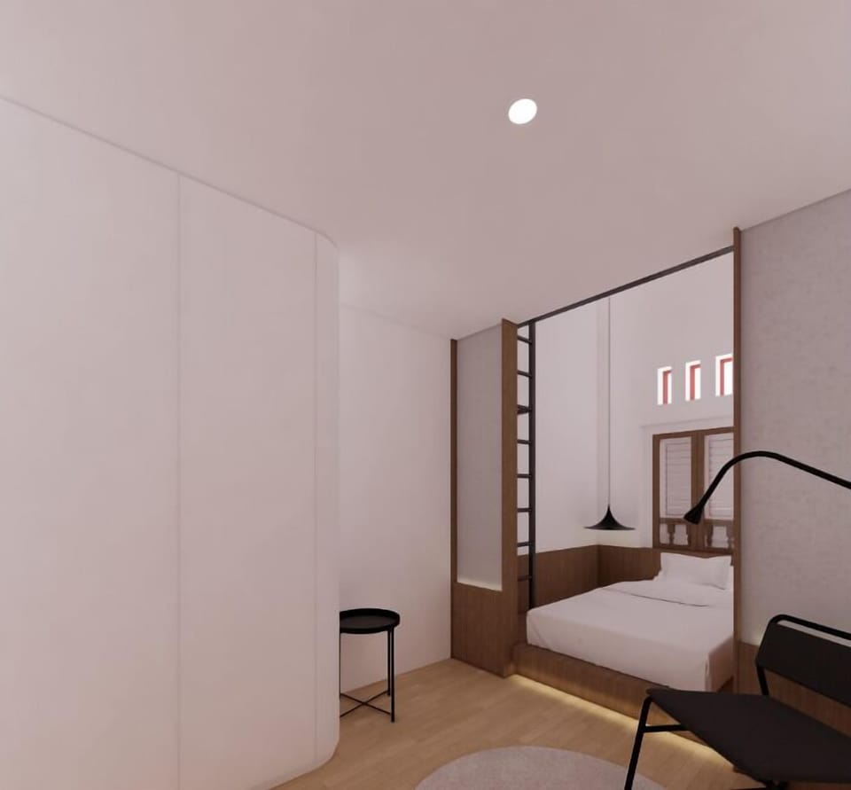 Double Room, 1 Queen Bed, Shared Bathroom | Minibar, in-room safe, laptop workspace, soundproofing