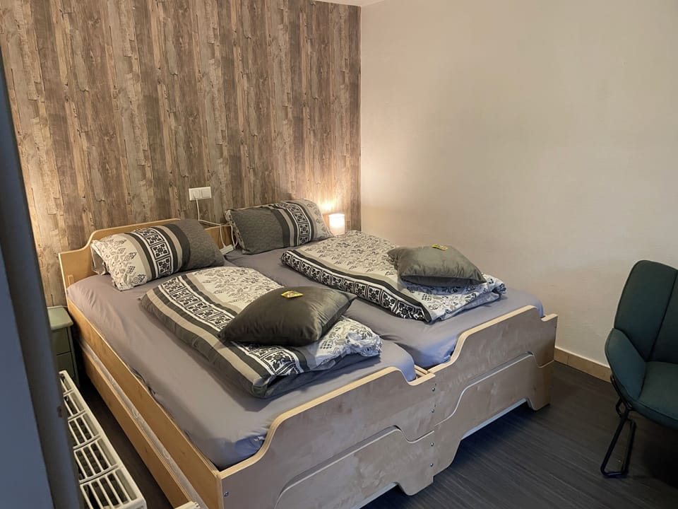 Comfort Studio, Patio, Garden View | Individually furnished, laptop workspace, blackout drapes, soundproofing