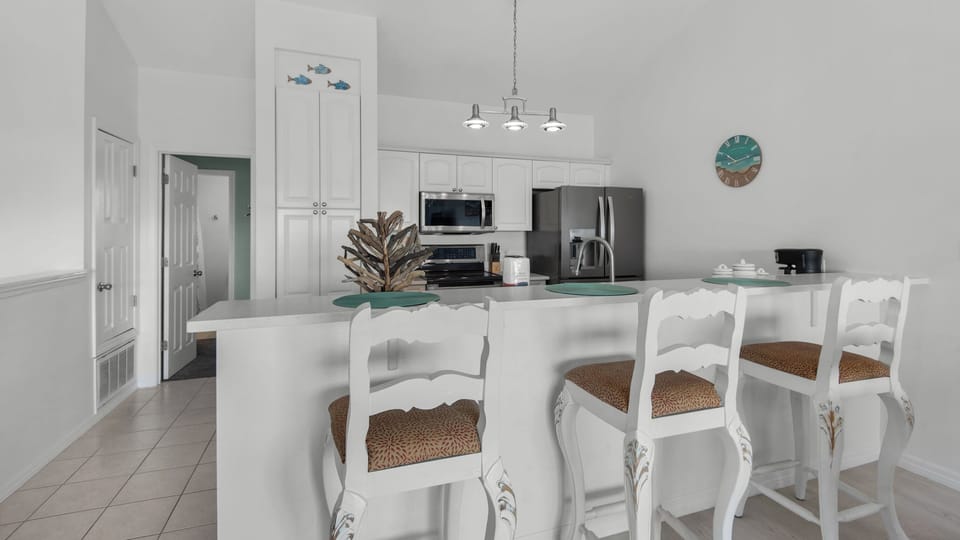 Townhome, Multiple Beds, Patio, Pool View (Spyglass Townhomes Unit 106) | Private kitchen