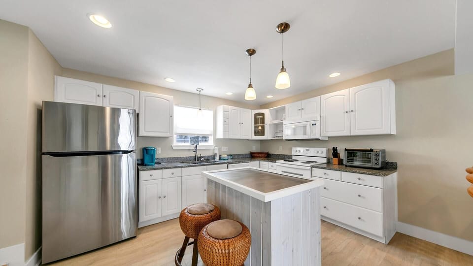 Condo, Multiple Beds, Canal View (Salty Tide) | Private kitchen