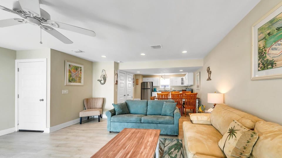 Condo, Multiple Beds, Canal View (Salty Tide) | Living area