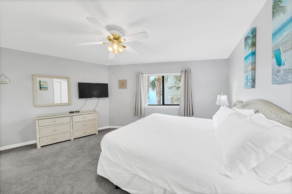 Crystal Village II, Unit 18A Apartment in Miramar Beach