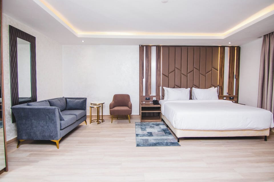 Premium bedding, memory foam beds, in-room safe, desk