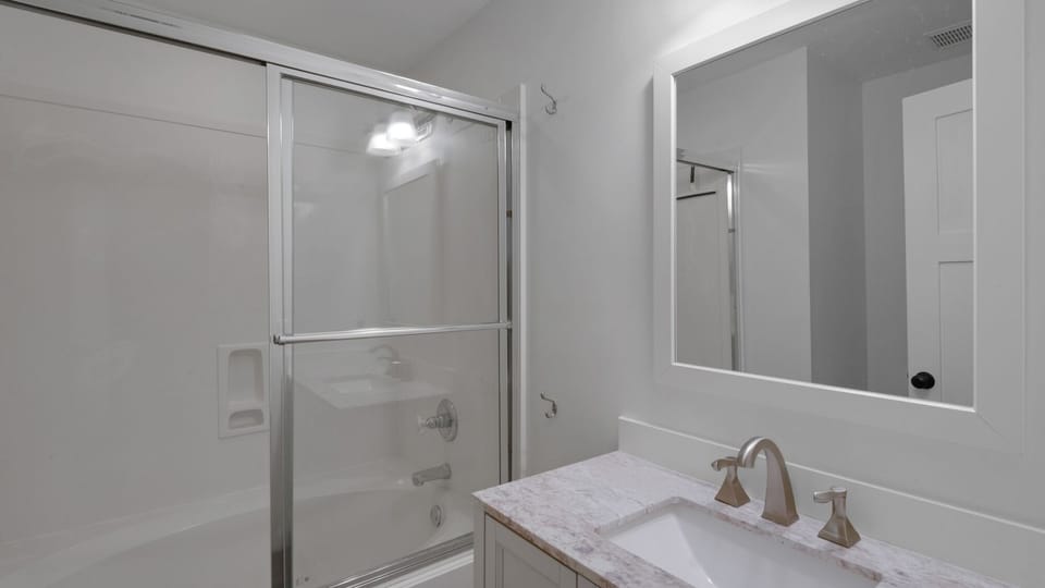 5 Minutes to the Beach; Old Florida Charm + Modern Upgrades House in Seacrest