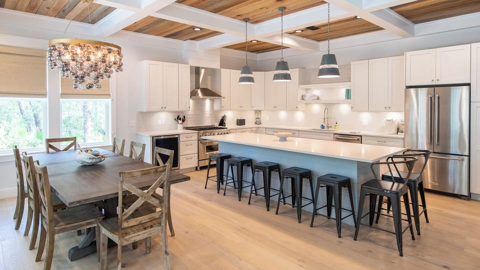 House, Multiple Beds, Pool Access, Pool View (318 Canal Street) | Private kitchen