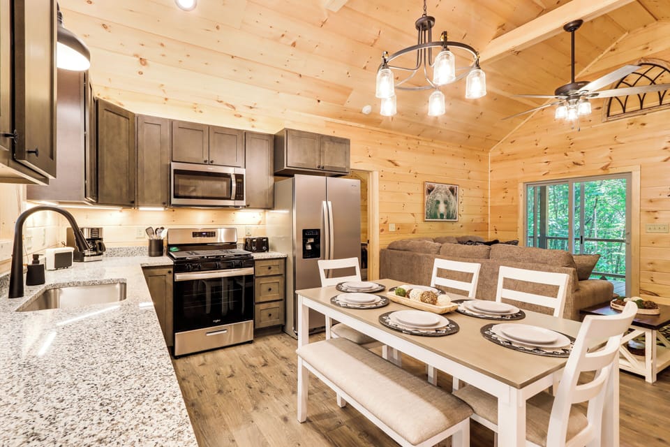 House (2 Bedrooms) | Interior