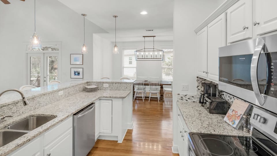 House, Multiple Beds, Patio, Garden View (Grateful By the Sea) | Private kitchen | Coffee/tea maker