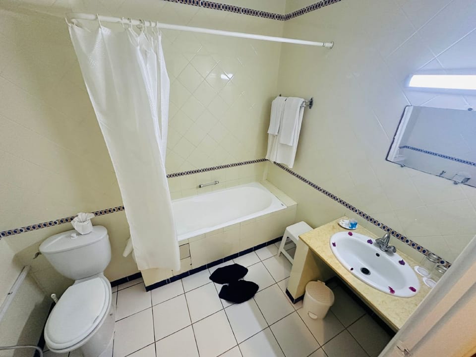 Towels, soap, shampoo, toilet paper