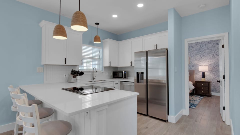 House, Multiple Beds, Pool Access, Pool View (Blue Pineapple) | Private kitchen | Dining tables
