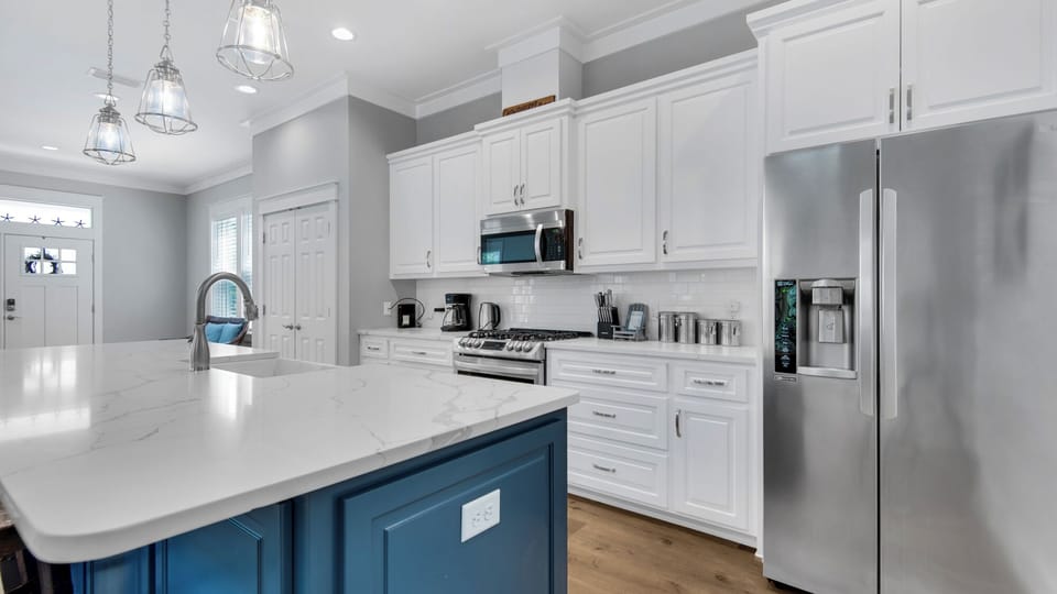 House, Multiple Beds, Patio, Garden View (Seagrove Serenity) | Private kitchen