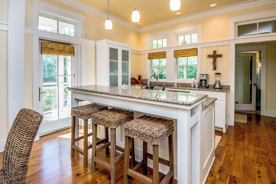 House, Multiple Beds, Patio, Garden View (Rise and Shine) | Private kitchen