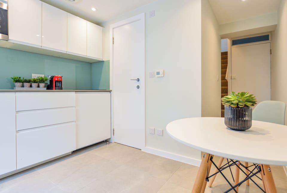 Standard Apartment | Private kitchen | Electric kettle