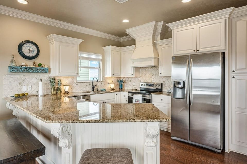 House, 2 Bedrooms | Private kitchen | Coffee/tea maker, fridge