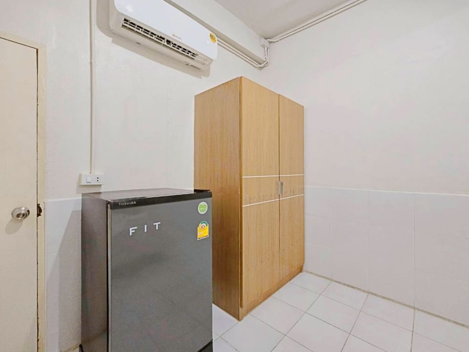 Standard Room, City View | Free WiFi, bed sheets
