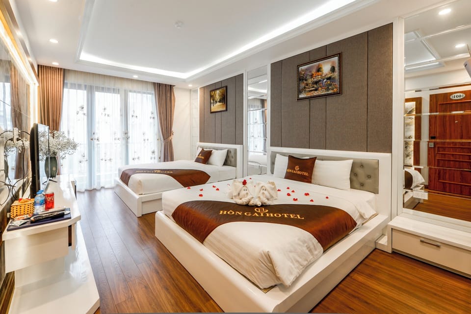 Premium bedding, memory foam beds, minibar, in-room safe