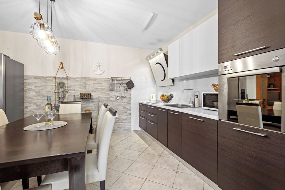 Family House, 3 Bedrooms, Refrigerator & Microwave (Villa Ancora with private Pool) | Private kitchen