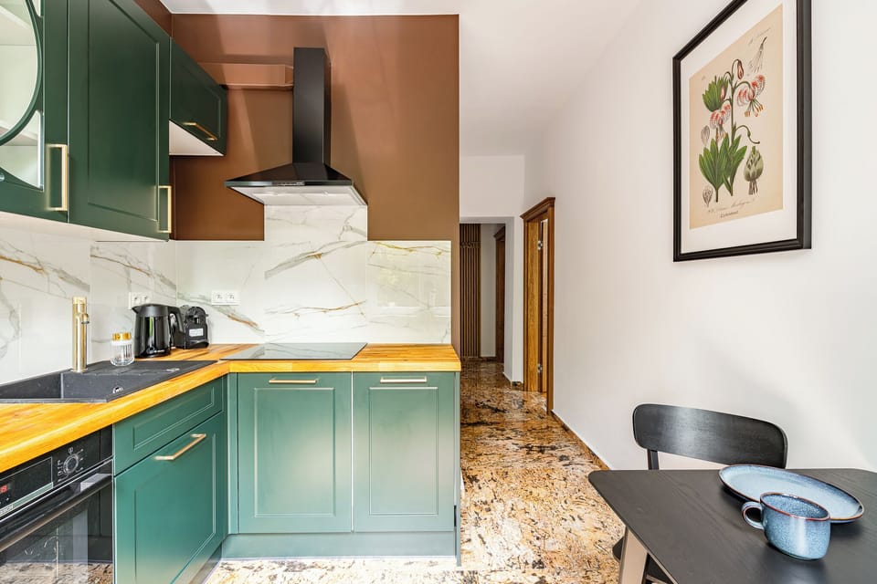 Comfort Apartment, 2 Bedrooms | Private kitchen | Fridge, stovetop, electric kettle, cookware/dishes/utensils