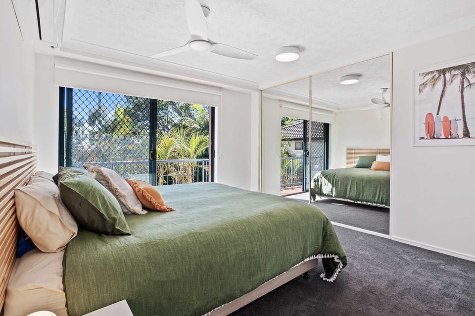 Villa Grande by Burleigh Letting Co Apartment in Burleigh Heads