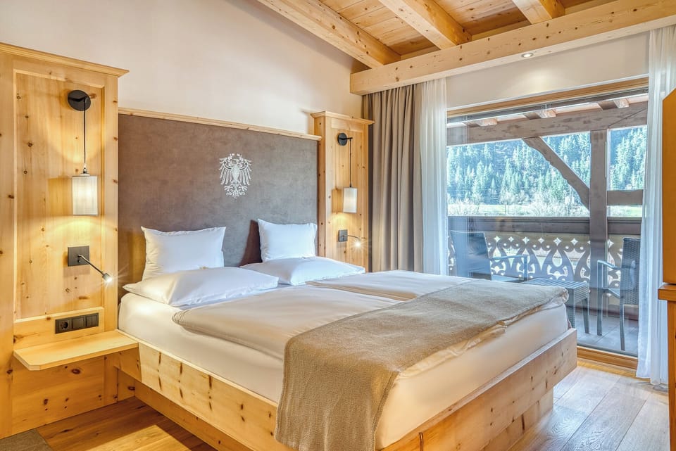 Studio Suite | In-room safe, desk, soundproofing, free WiFi