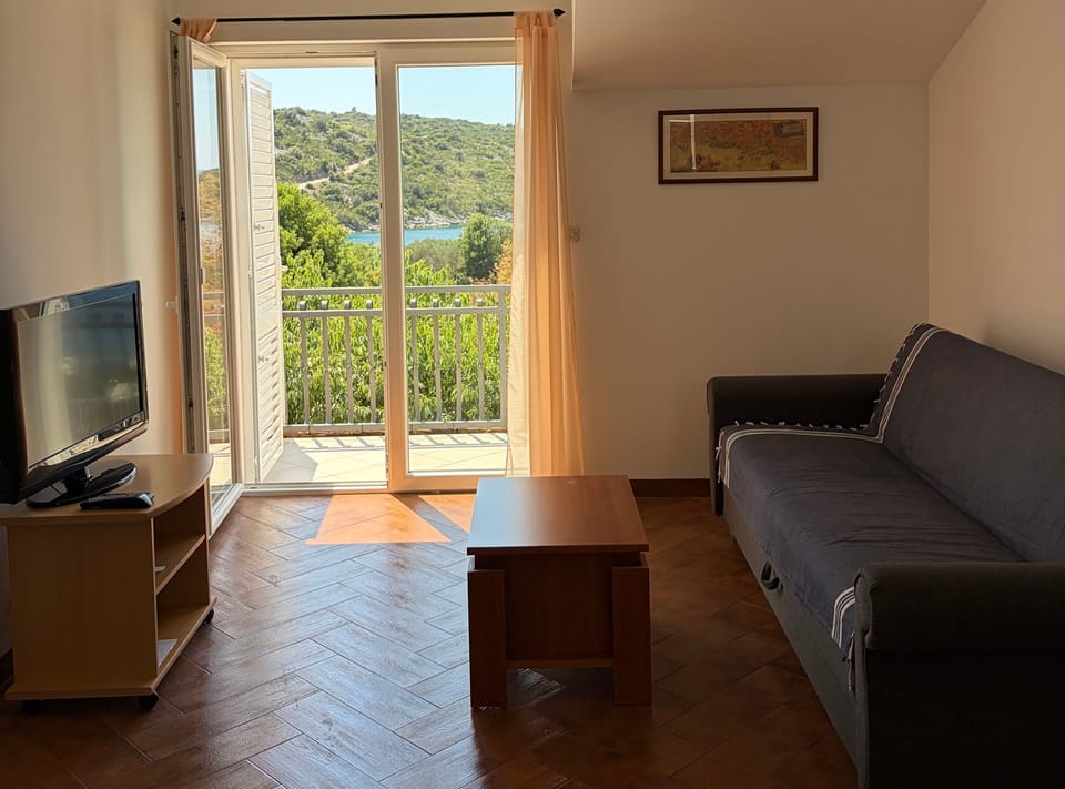 Apartment (Two-Bedroom Apartment with Balcony an) | Living room