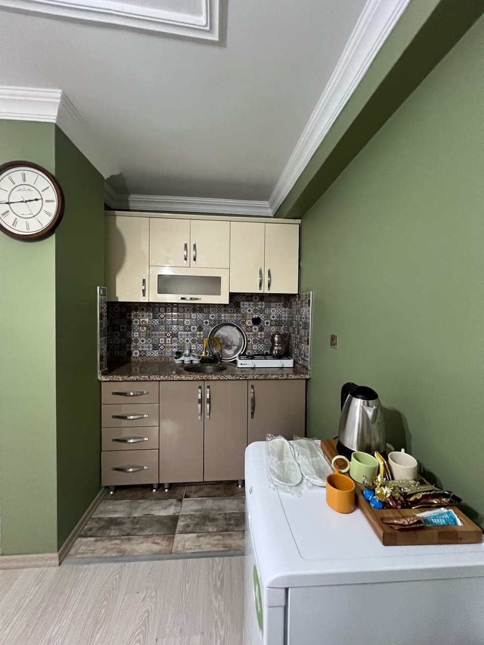 Private kitchenette