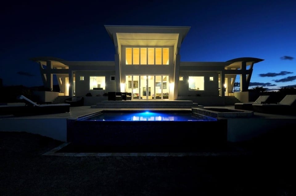 House, 4 Bedrooms | Pool