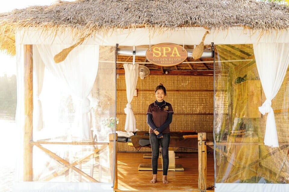 Body treatments, beach massages, body scrubs, facials