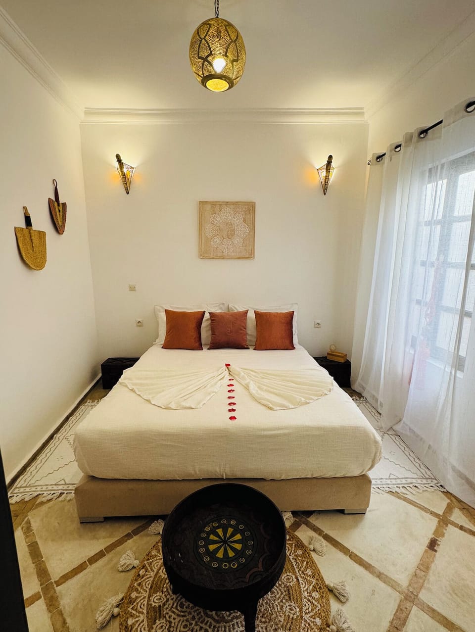 Comfort Double Room | Free WiFi, bed sheets