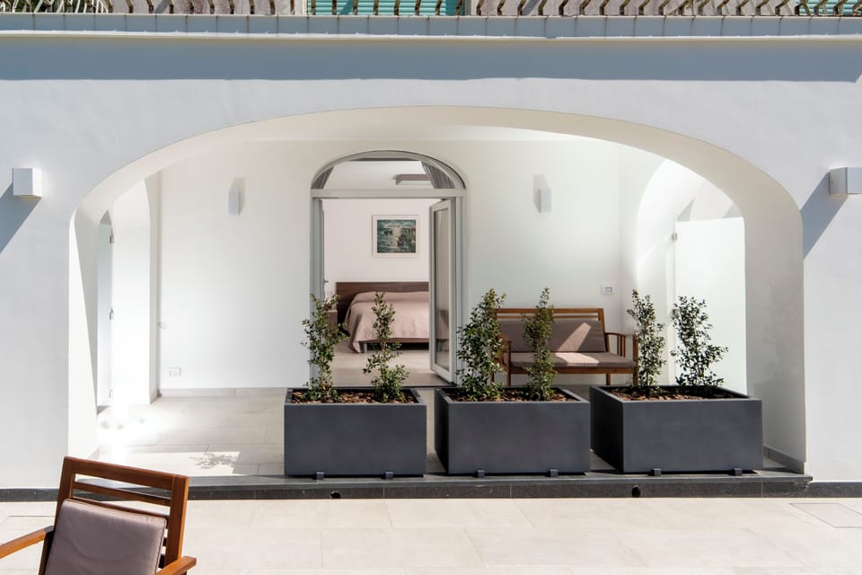 Superior Double Room, Sea View | In-room safe, desk, blackout drapes, free WiFi