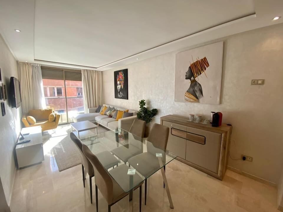 Deluxe Apartment | Living area