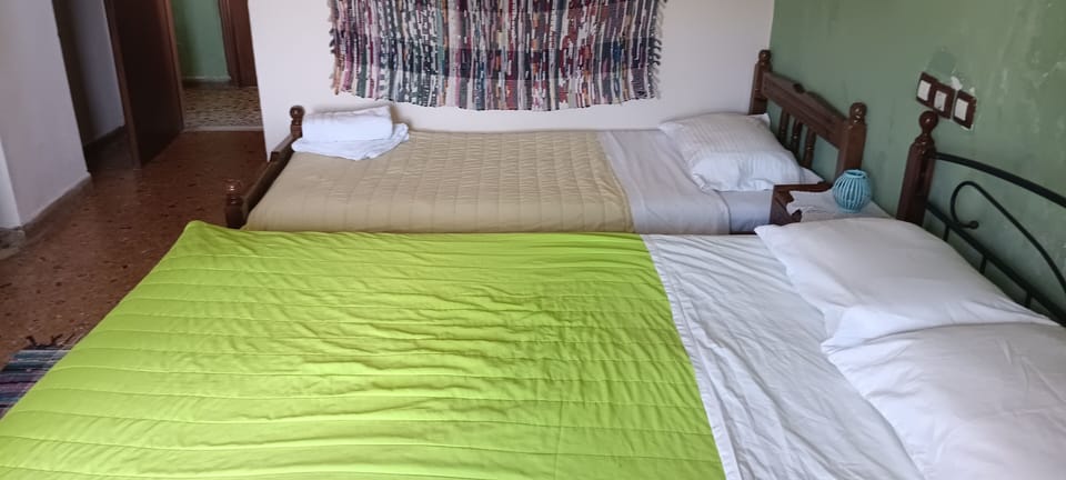 Basic Room, Hill View | 1 bedroom, iron/ironing board, free WiFi, bed sheets