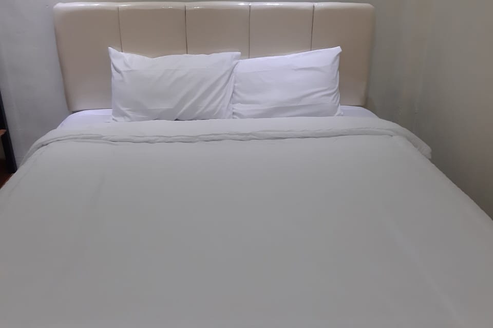 Standard Double Room | Bed sheets