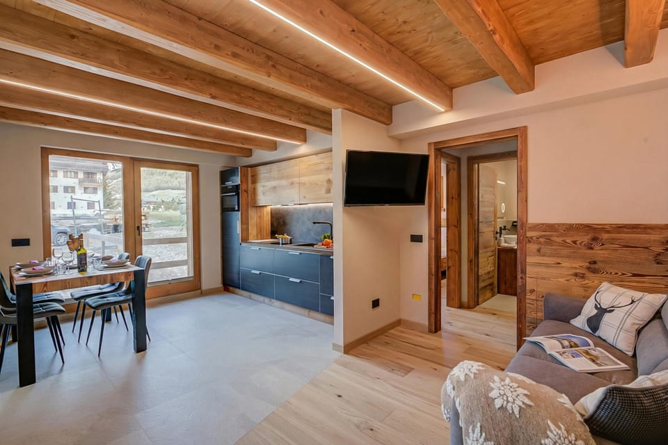 Family Apartment, 1 Bedroom, Microwave (Belfiore) | Interior