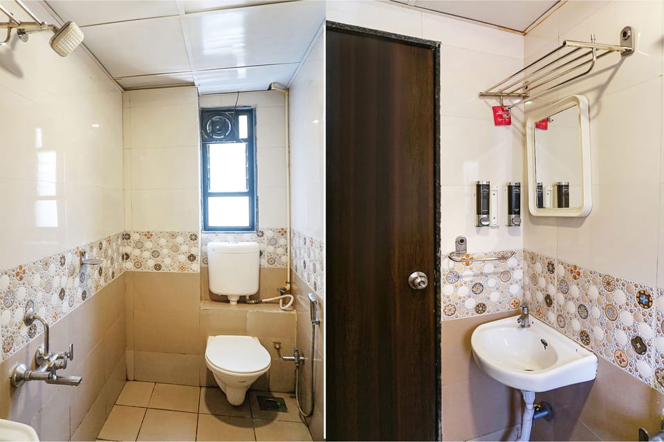 Shower, rainfall showerhead, free toiletries, towels