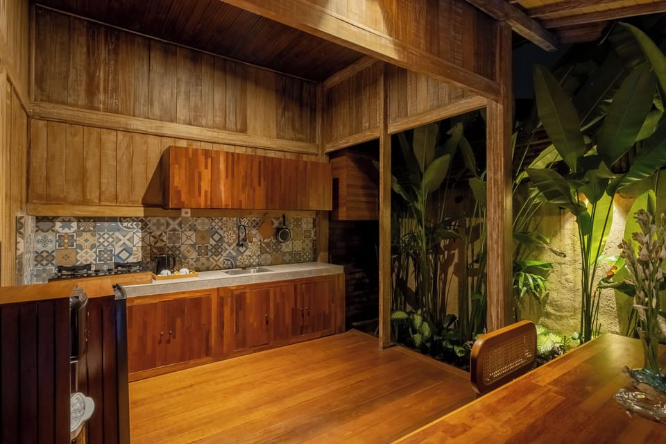 One Bedroom Villa with Private Pool | Private kitchenette | Electric kettle, dining tables