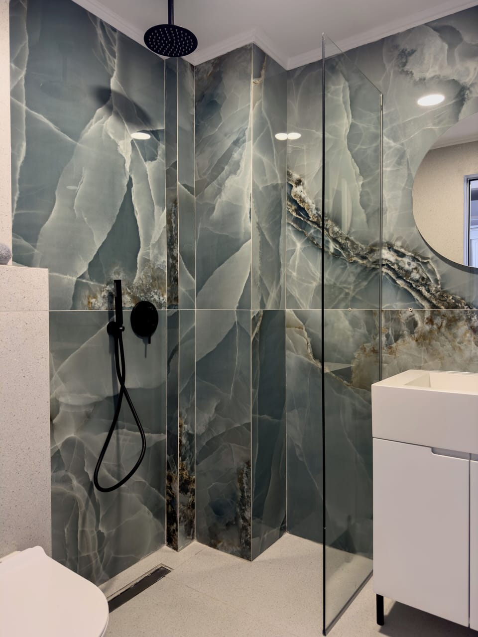 Luxury Room | Bathroom | Hair dryer