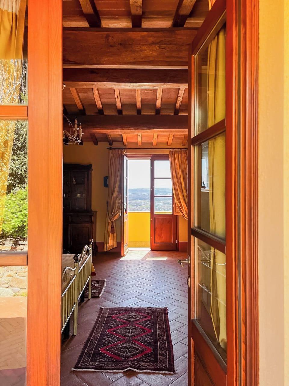 Studio Apartment | 1 bedroom, hypo-allergenic bedding, in-room safe, individually decorated
